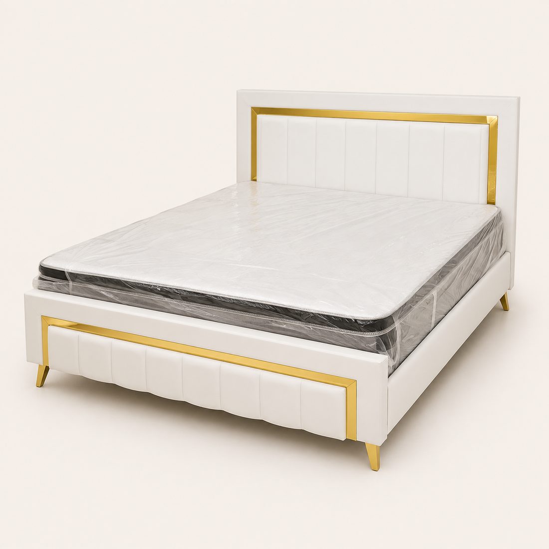 Cama Tapizada Blanca con Dorado